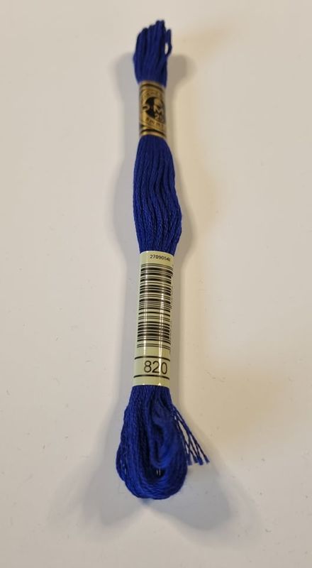 Moulinè garn 820