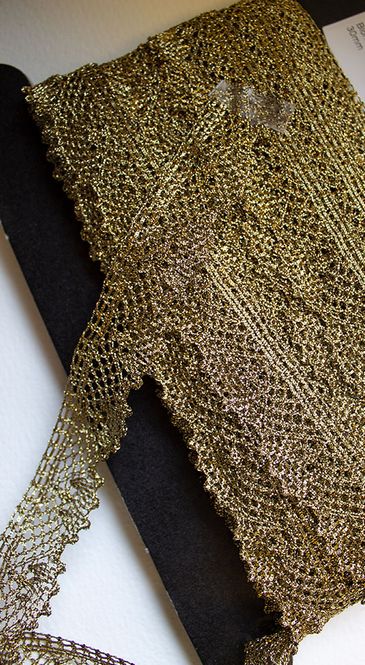 Hovedbilde Blonde kniplet metall 30mm gull