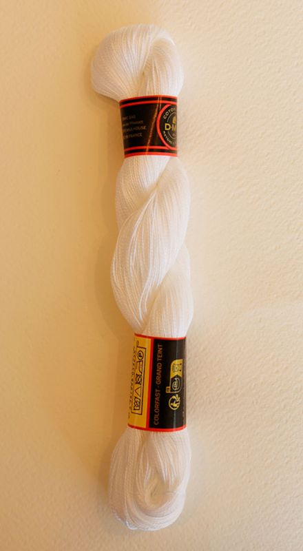 DMC perlegarn No.8 310 25 gr.