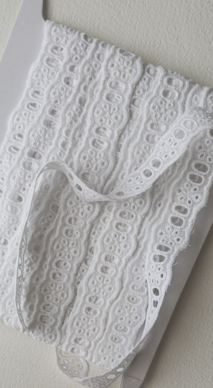 Blonde/ Feston 20mm hvit